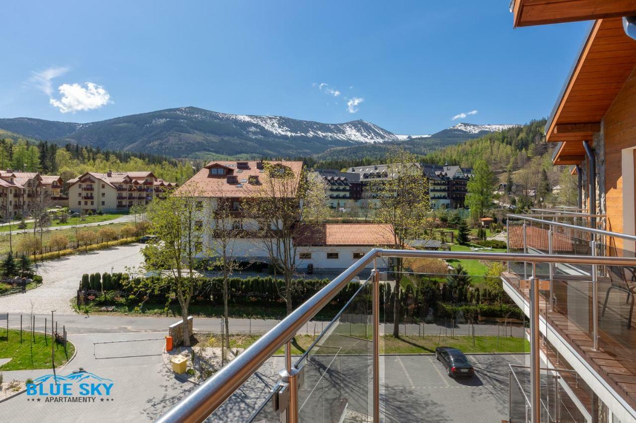 Bluesky: Mountain View Retreat In Apartment Karpacz